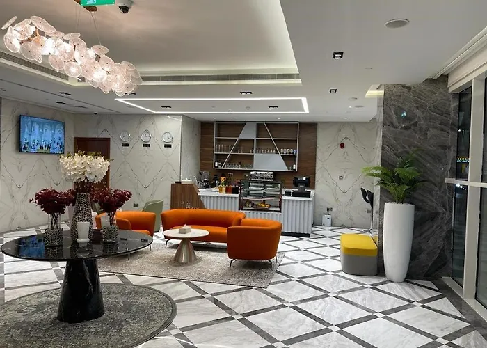 Baniyas Plaza Hotel Apartments